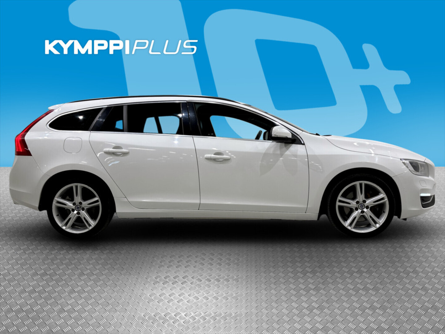 VOLVO V60 2015