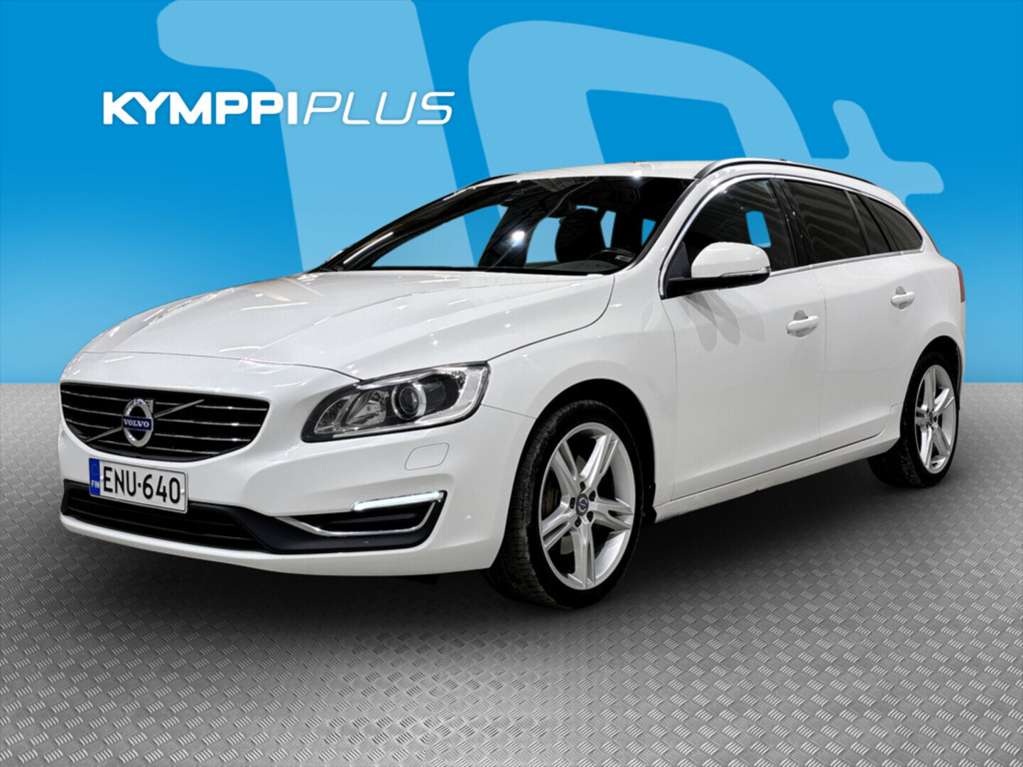 VOLVO V60 2015
