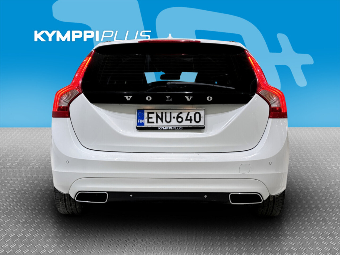 VOLVO V60 2015