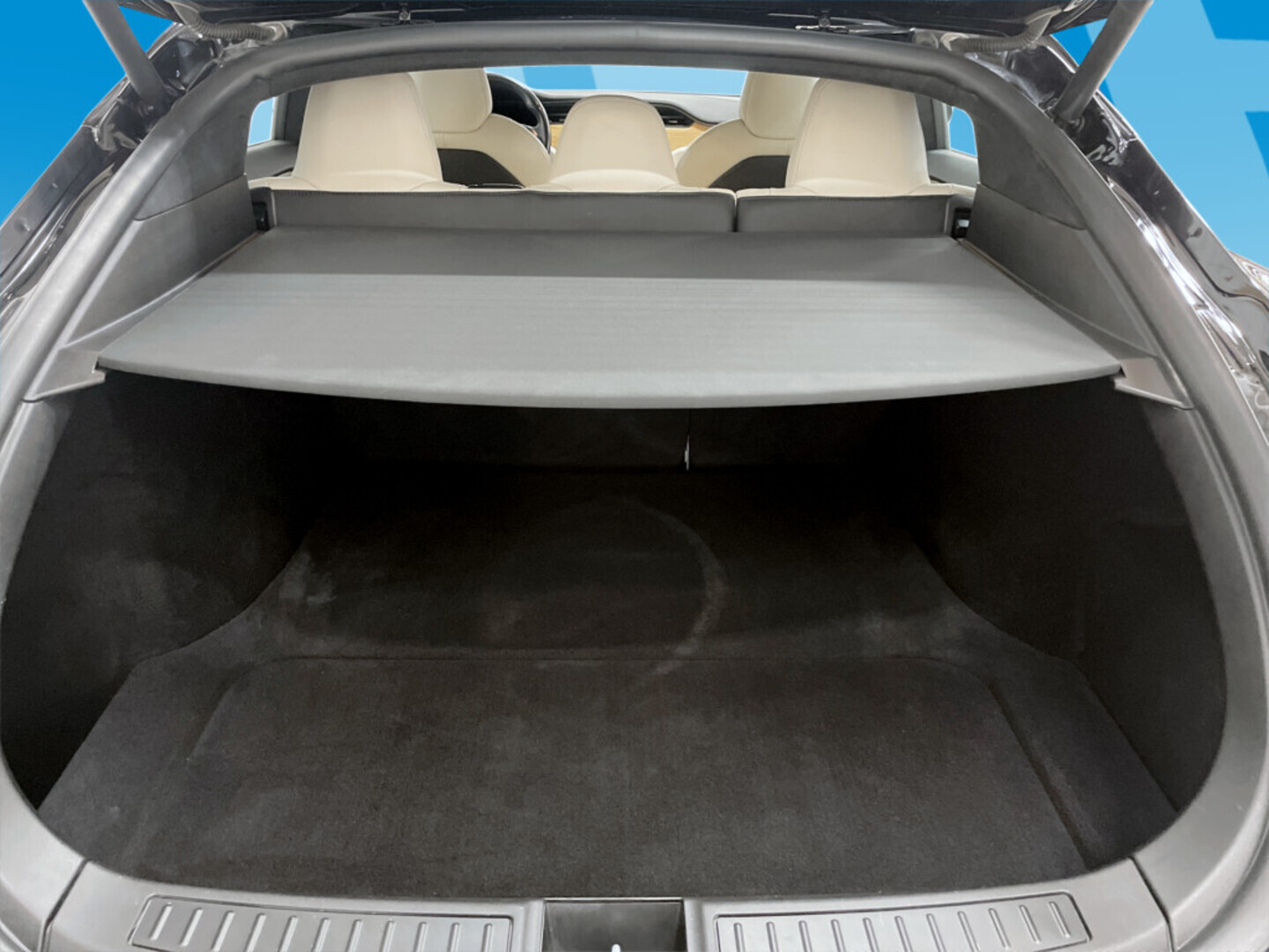 TESLA Model S 2020