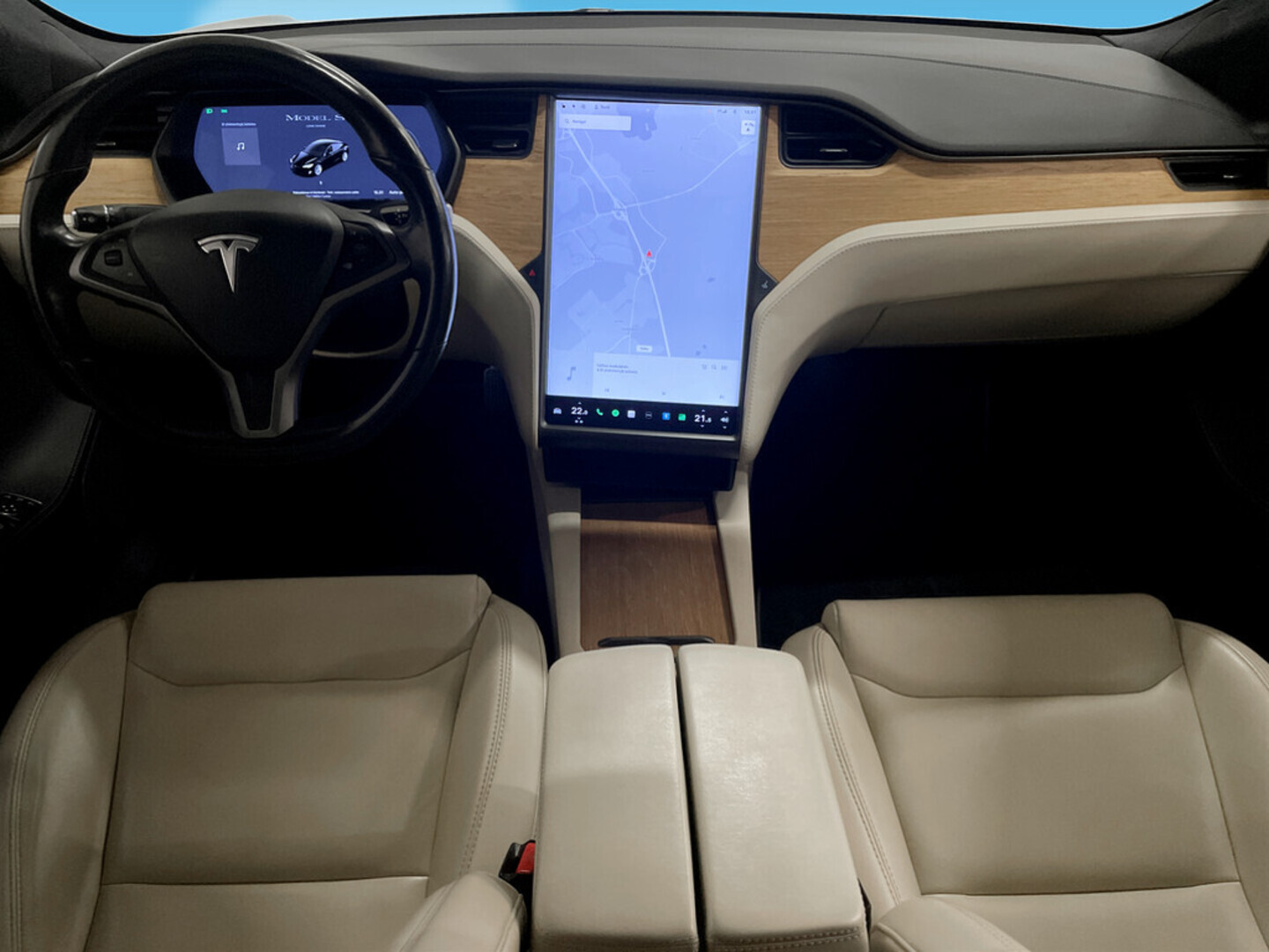 TESLA Model S 2020