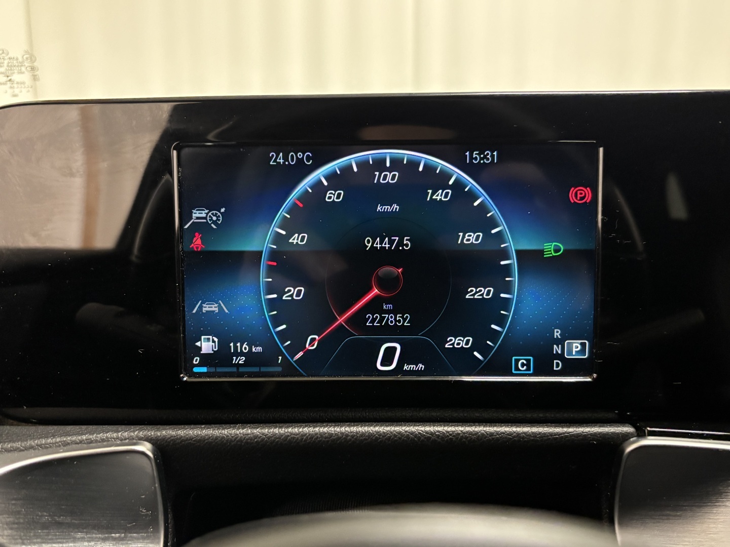 MERCEDES-BENZ GLB 2020