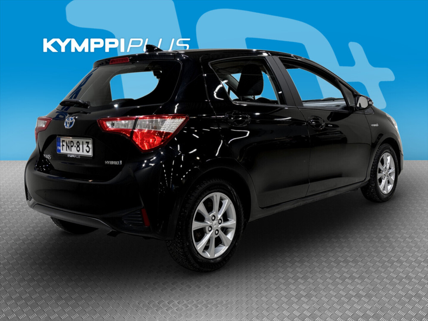 TOYOTA Yaris 2018