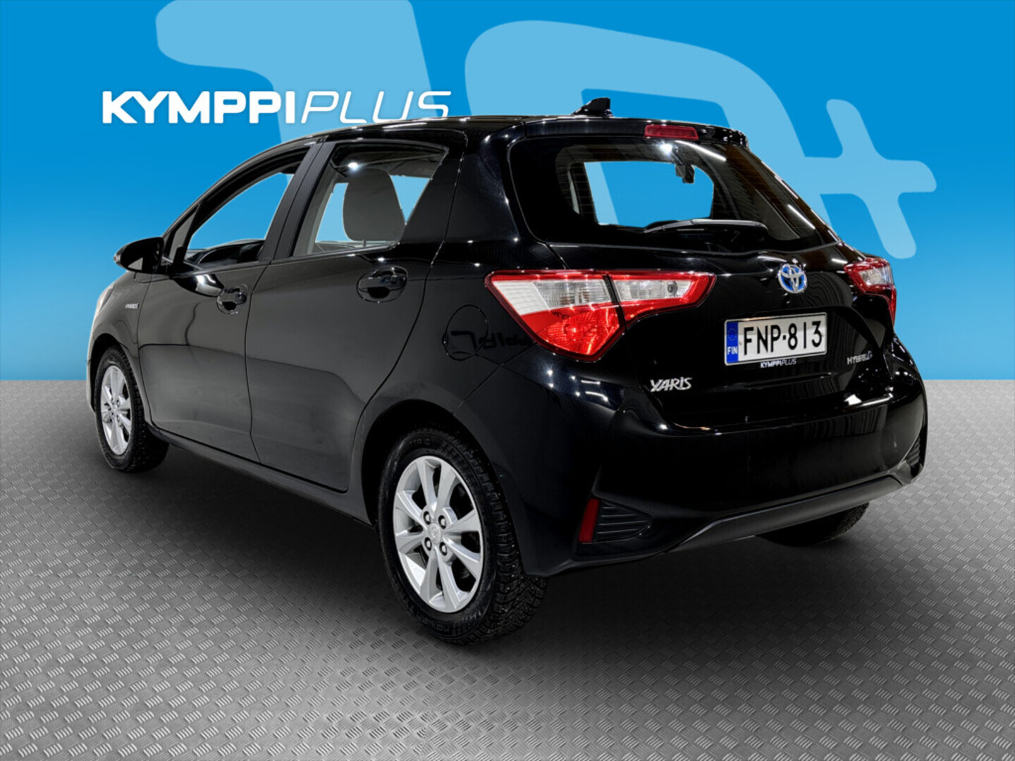 TOYOTA Yaris 2018