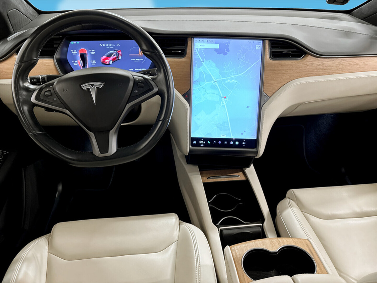 TESLA Model X 2020