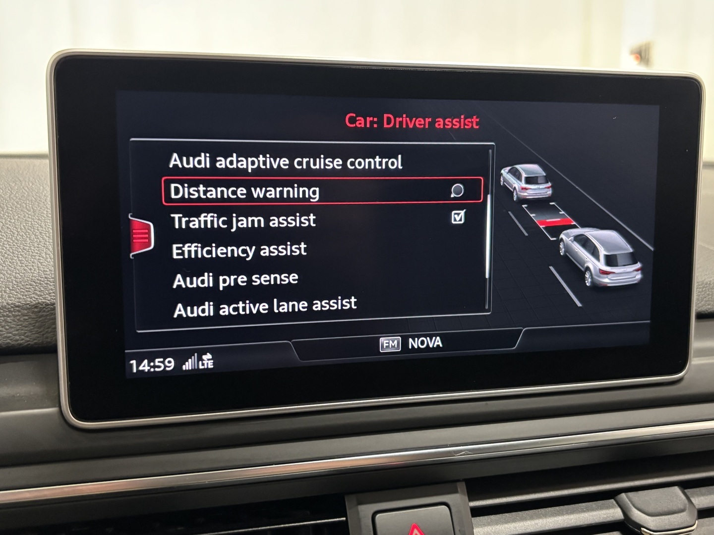 AUDI A4 2017