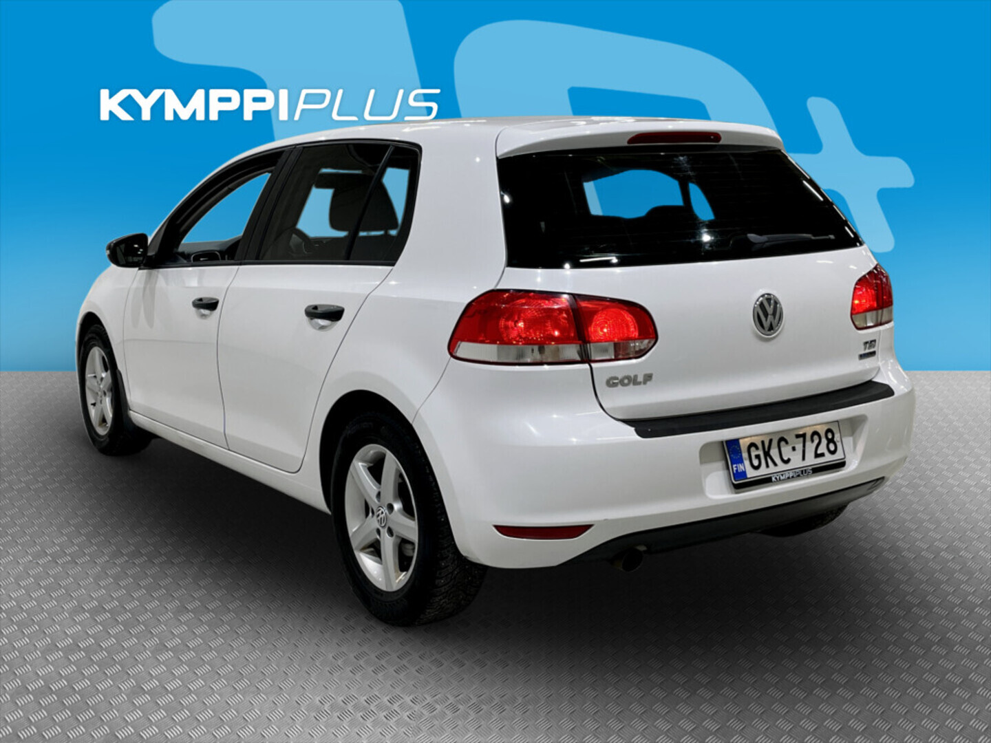 VOLKSWAGEN Golf 2012