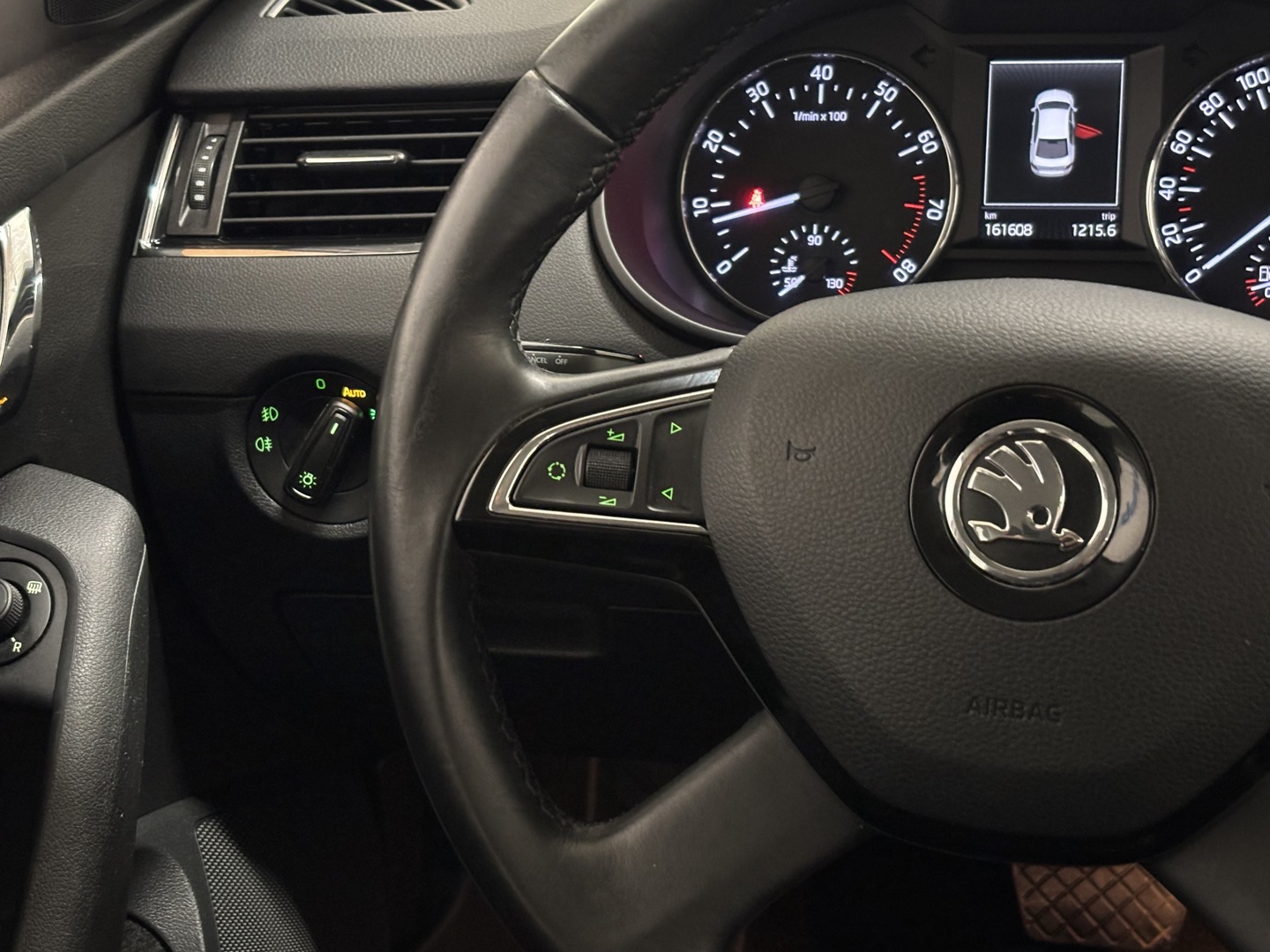 SKODA Octavia 2015