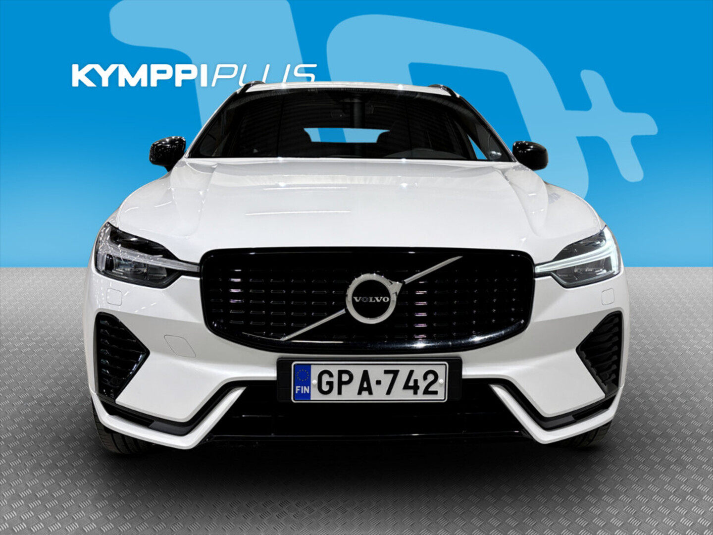 VOLVO XC60 2023