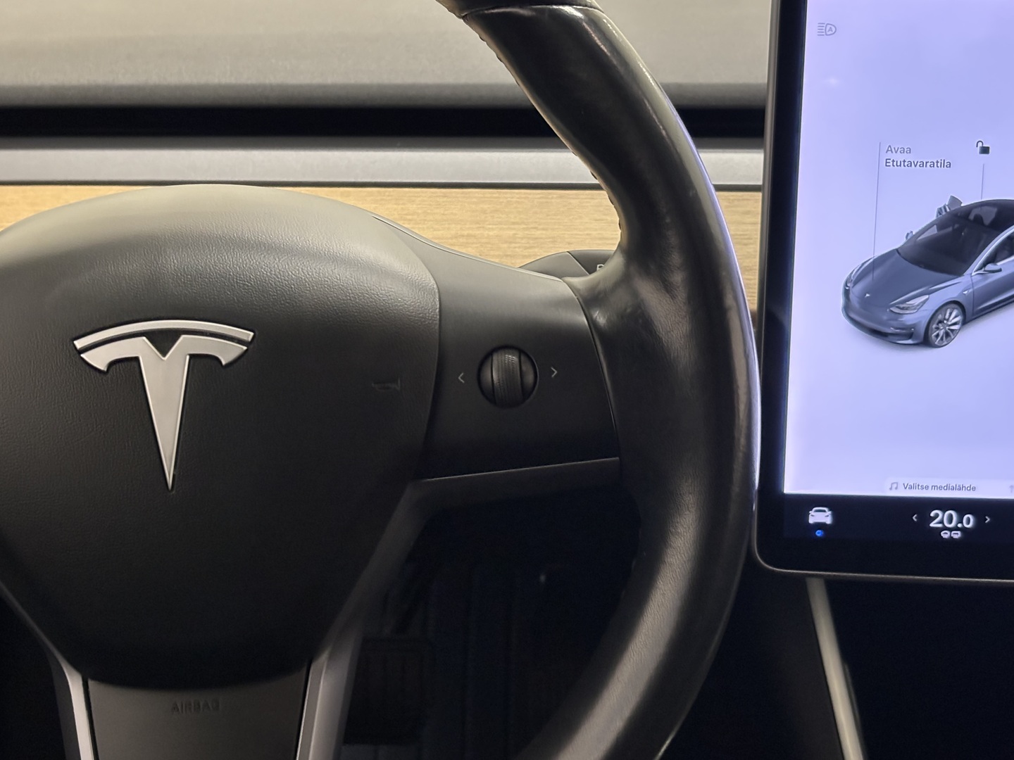 TESLA Model 3 2019