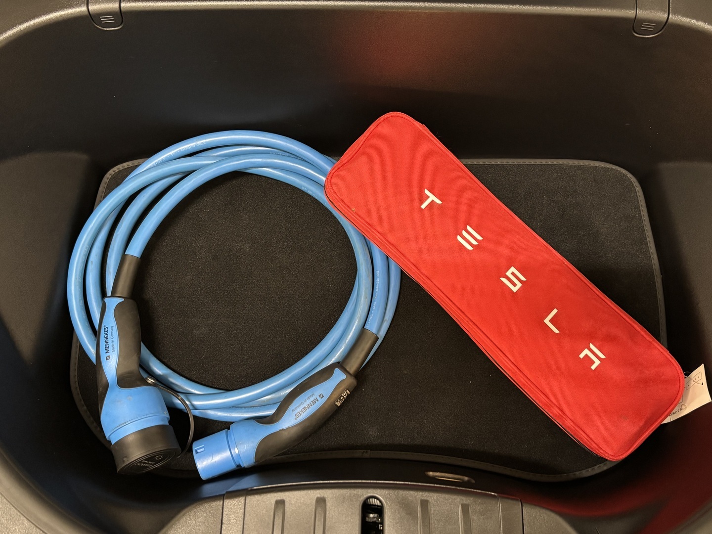 TESLA Model 3 2019