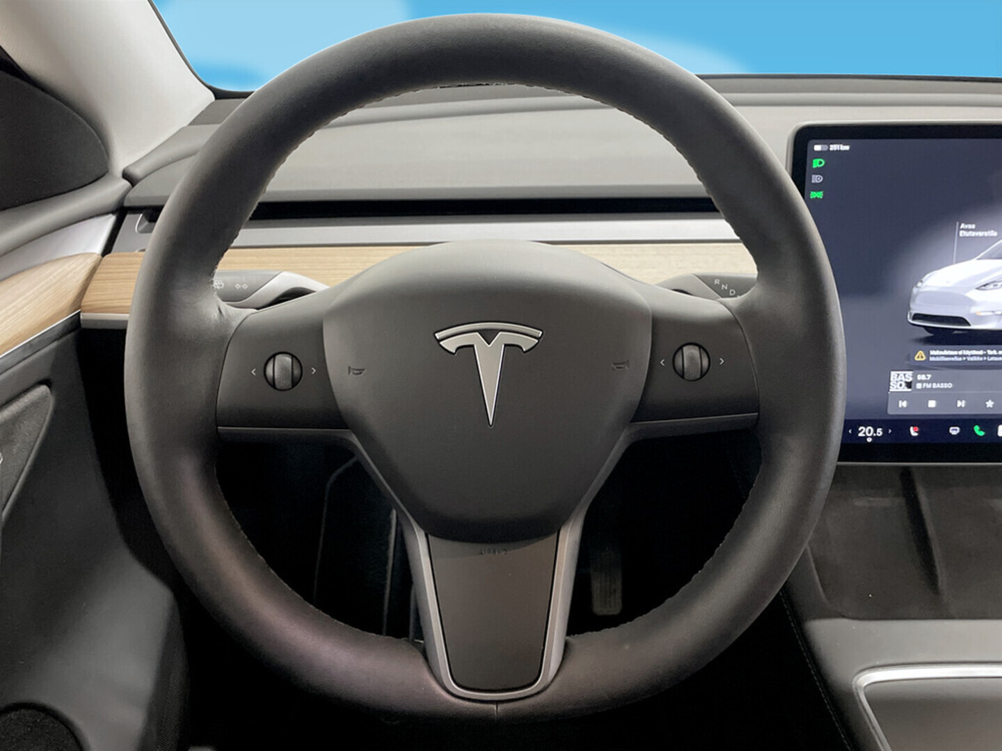 TESLA Model Y 2022