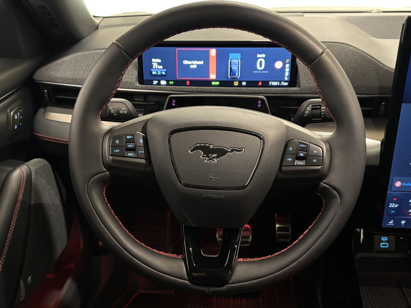 FORD Mustang Mach-E 2022