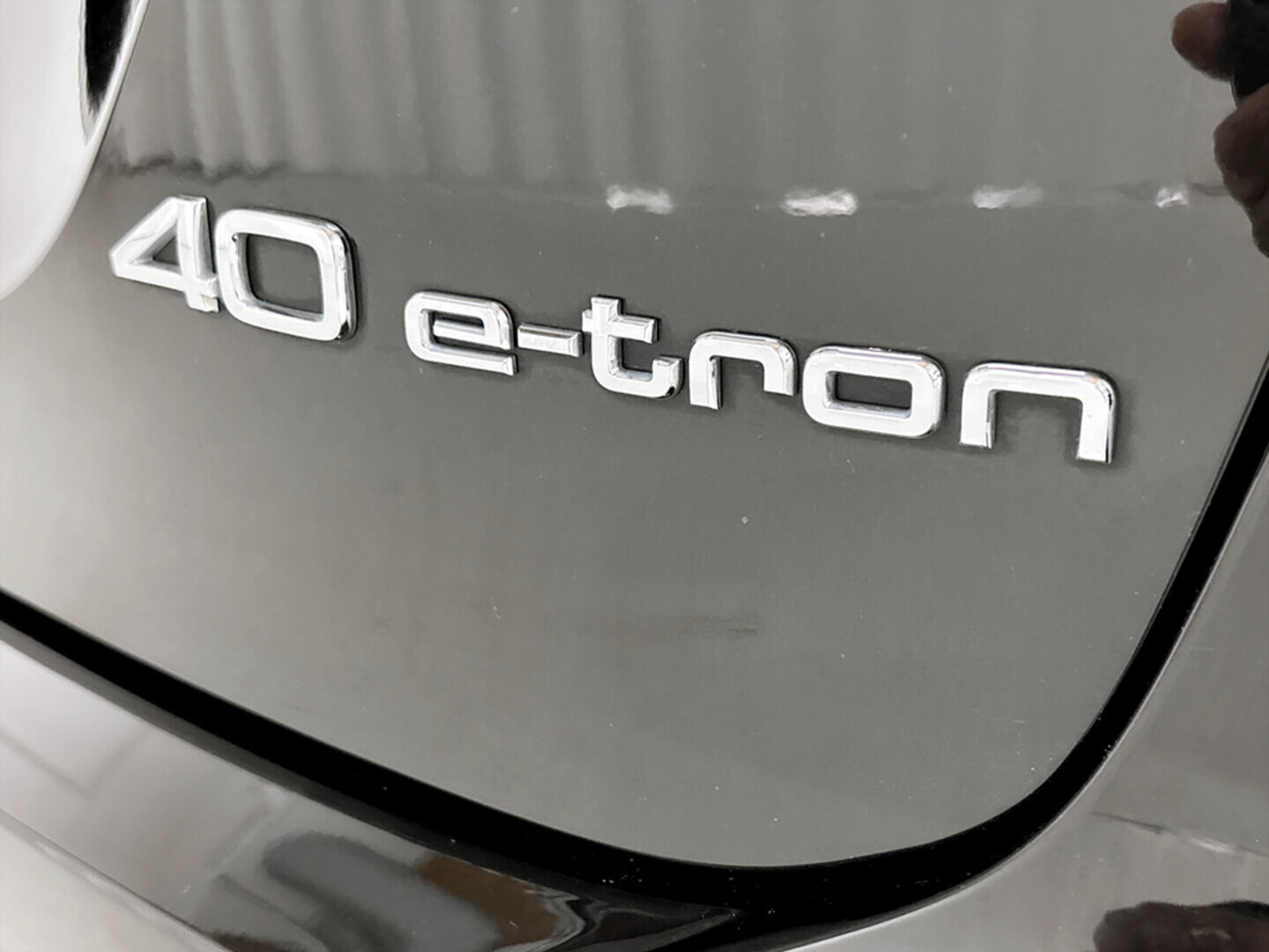 AUDI Q4 e-tron 2022