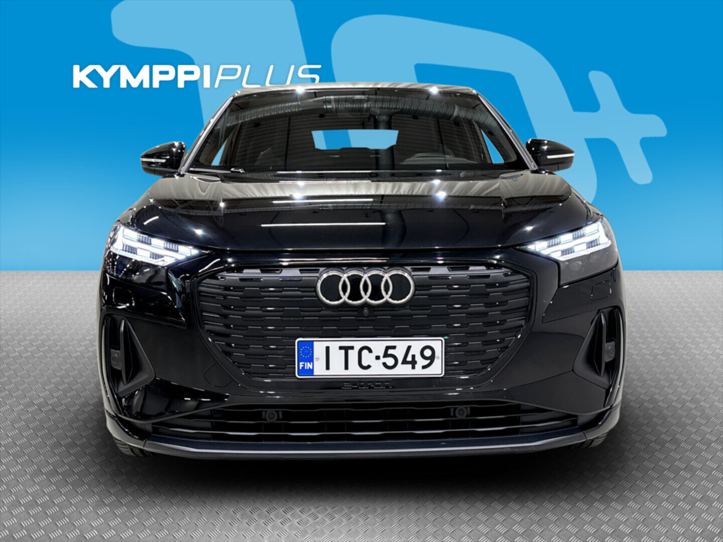 AUDI Q4 e-tron 2022