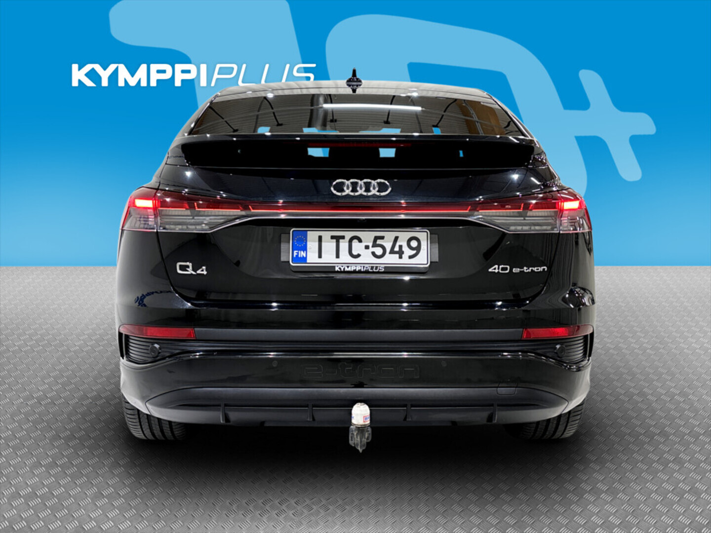 AUDI Q4 e-tron 2022