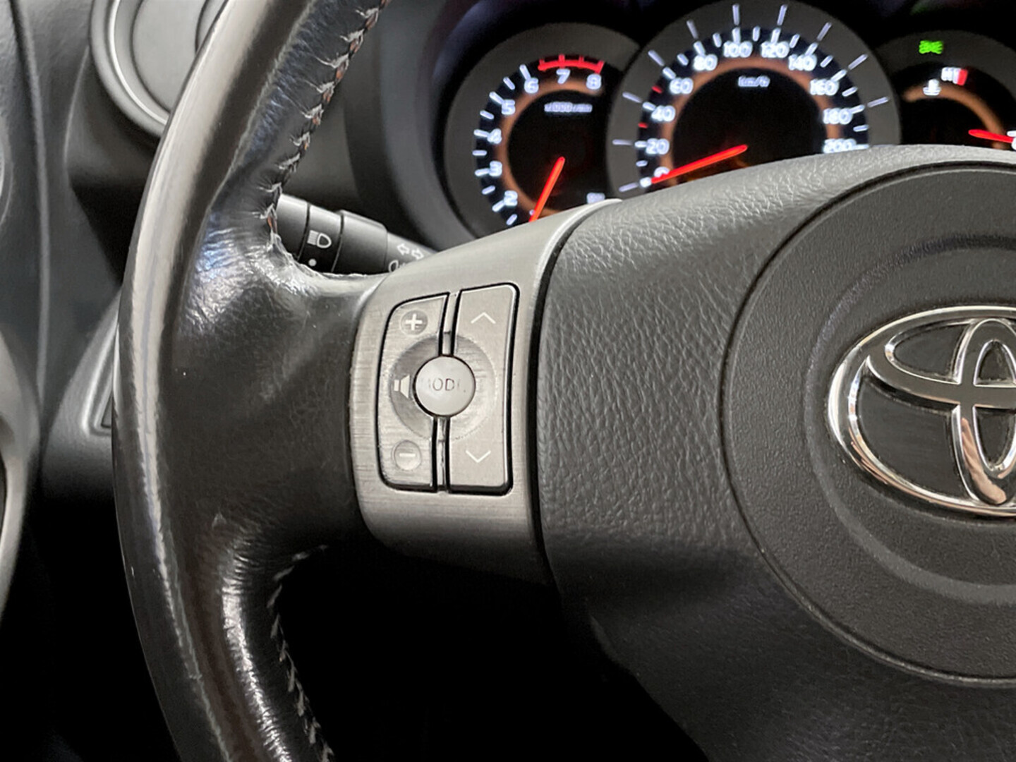TOYOTA RAV4 2007