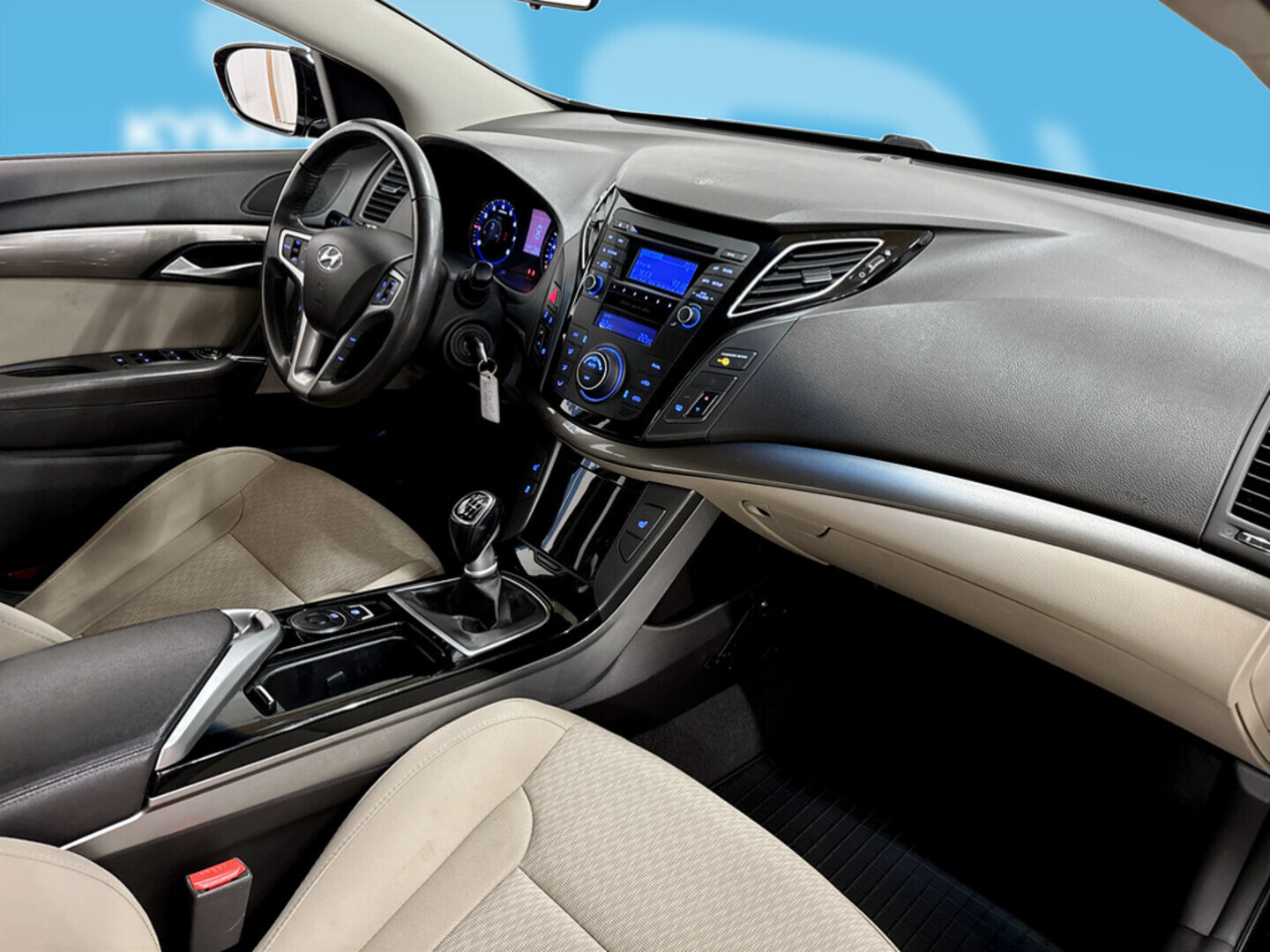 HYUNDAI i40 2013