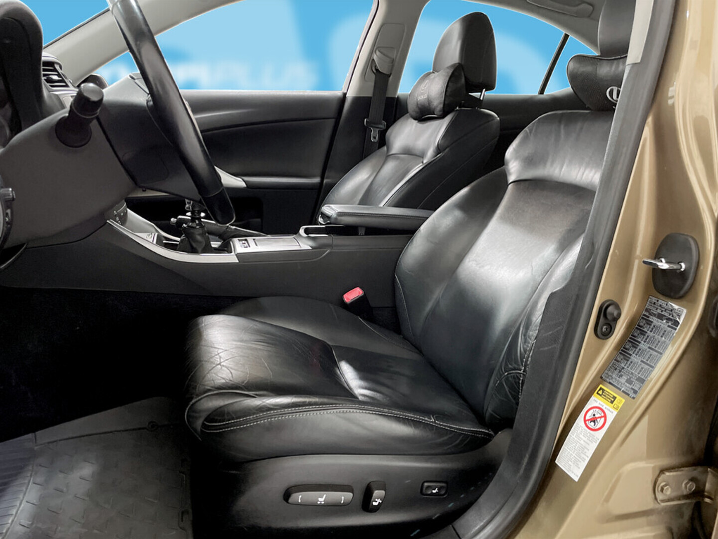 LEXUS IS 2009