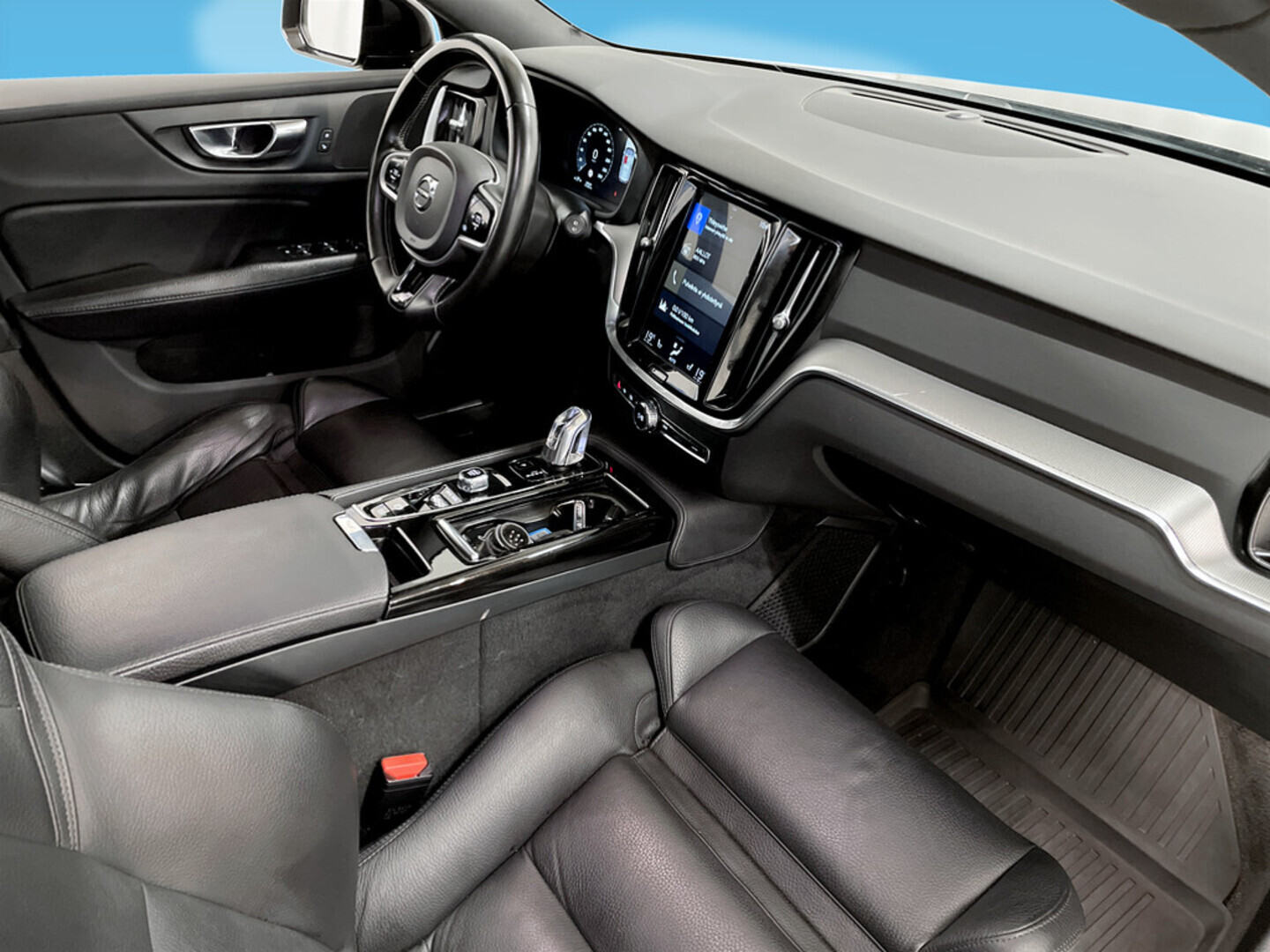 VOLVO V60 2019