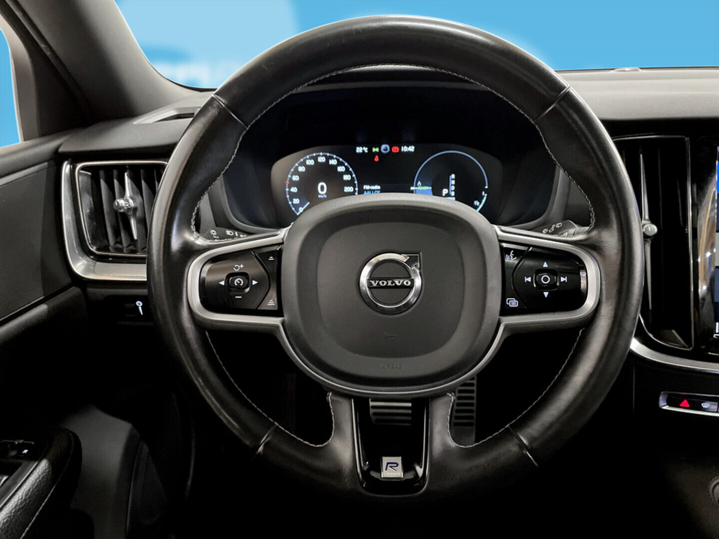VOLVO V60 2019