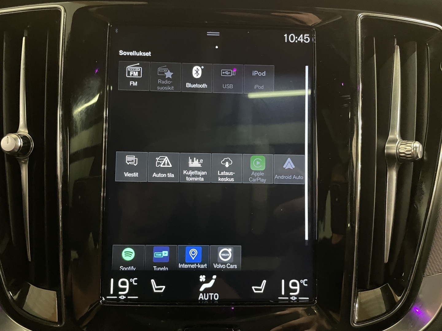 VOLVO V60 2019