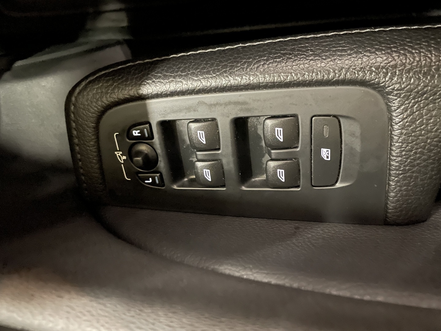 VOLVO V60 2019