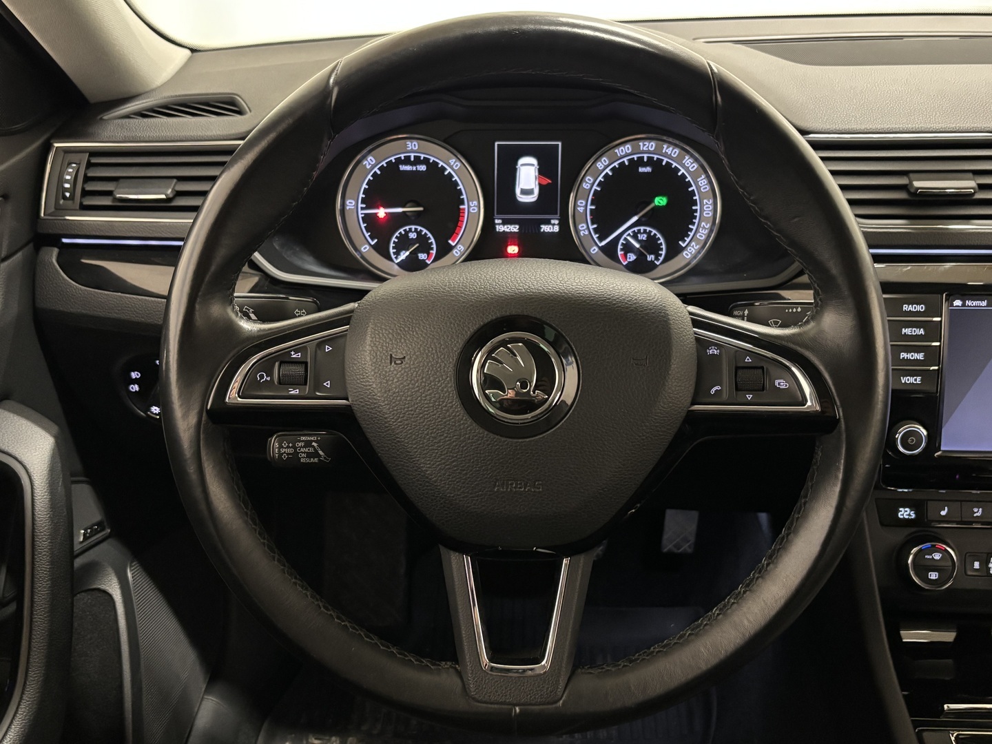 SKODA Superb 2016