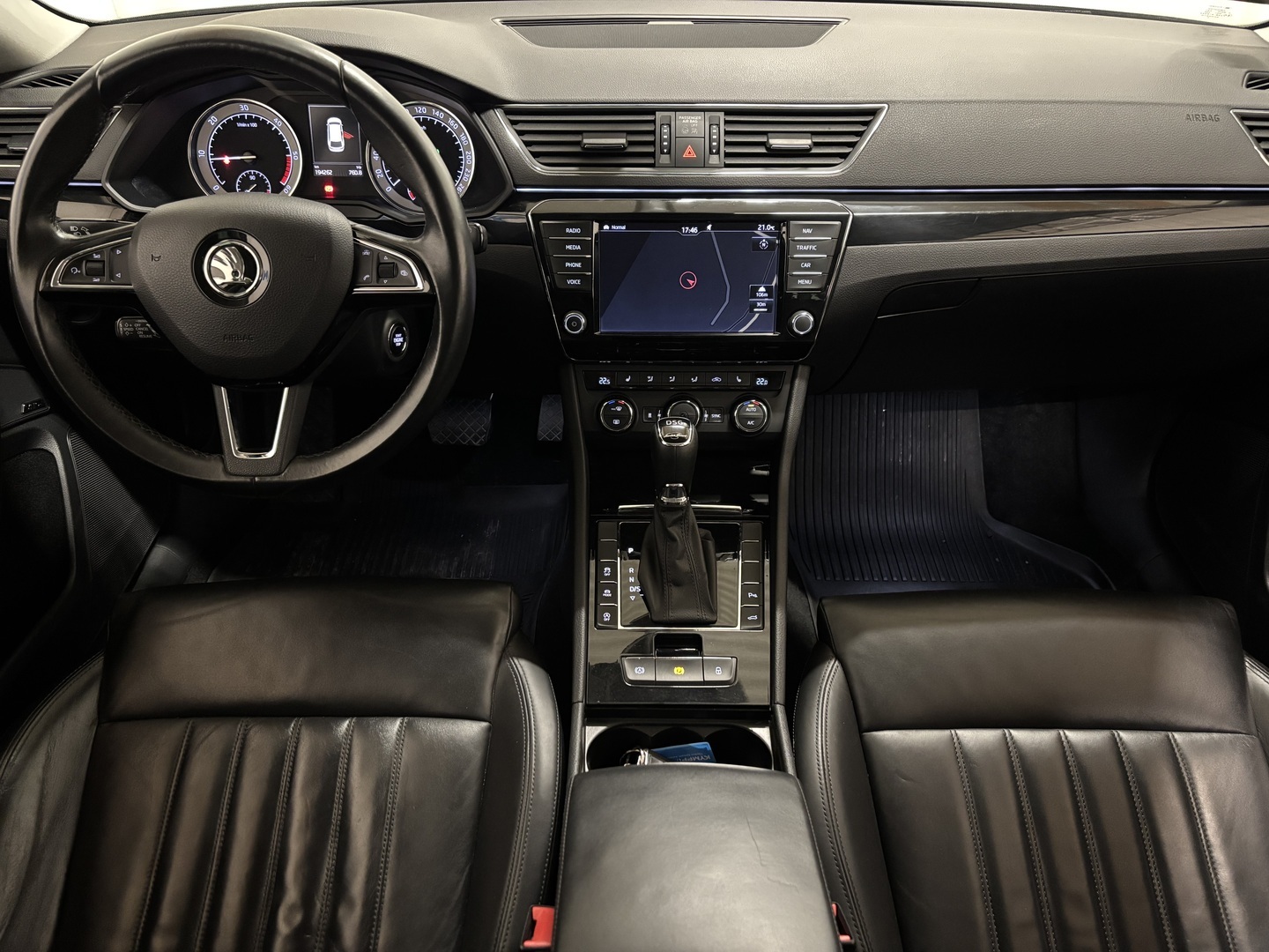 SKODA Superb 2016