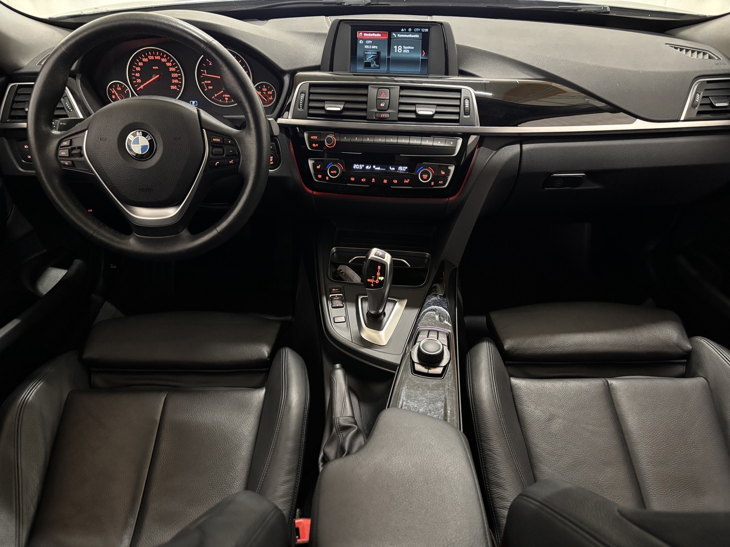 BMW 320 Gran Turismo 2019