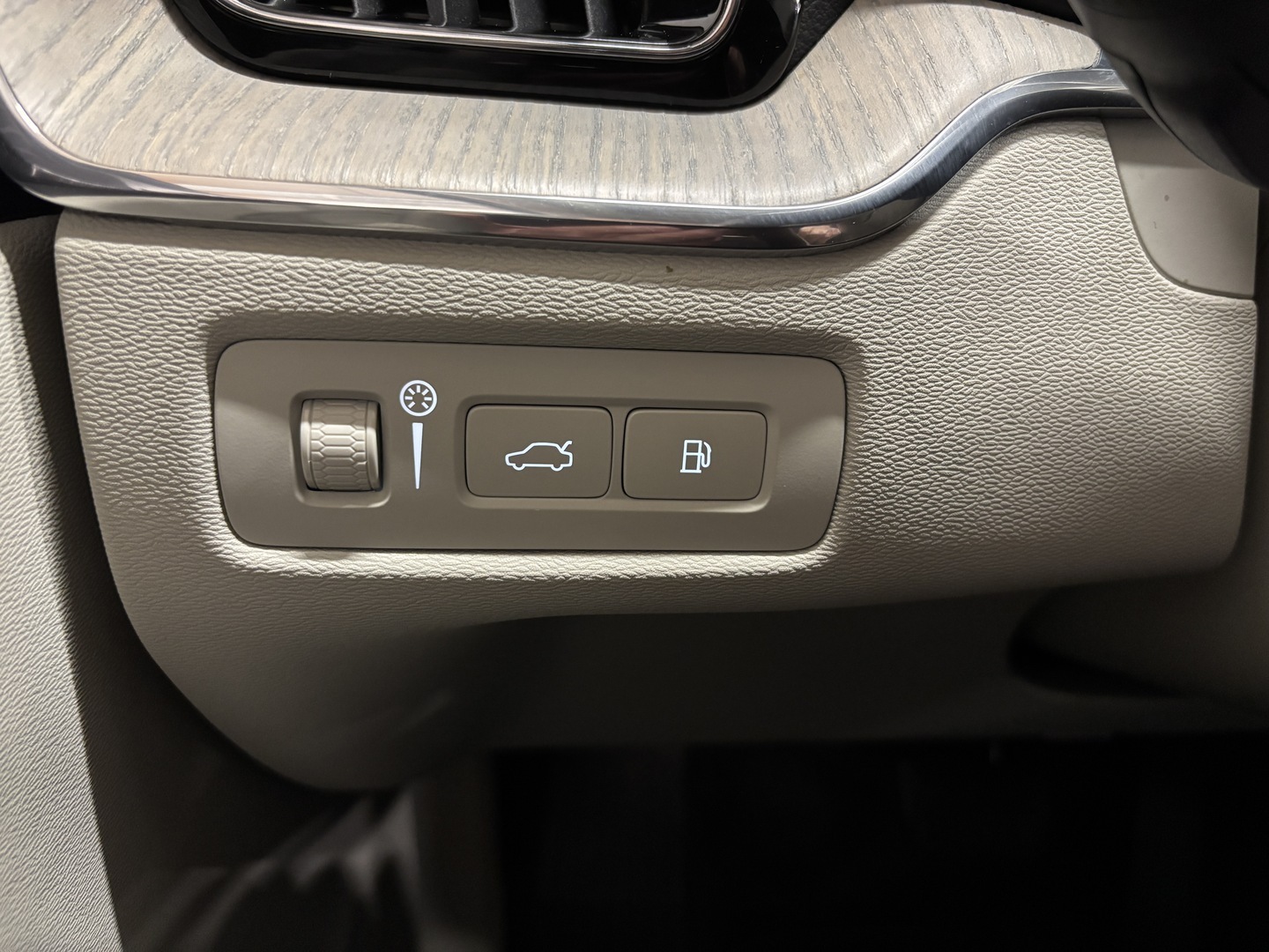 VOLVO XC60 2021