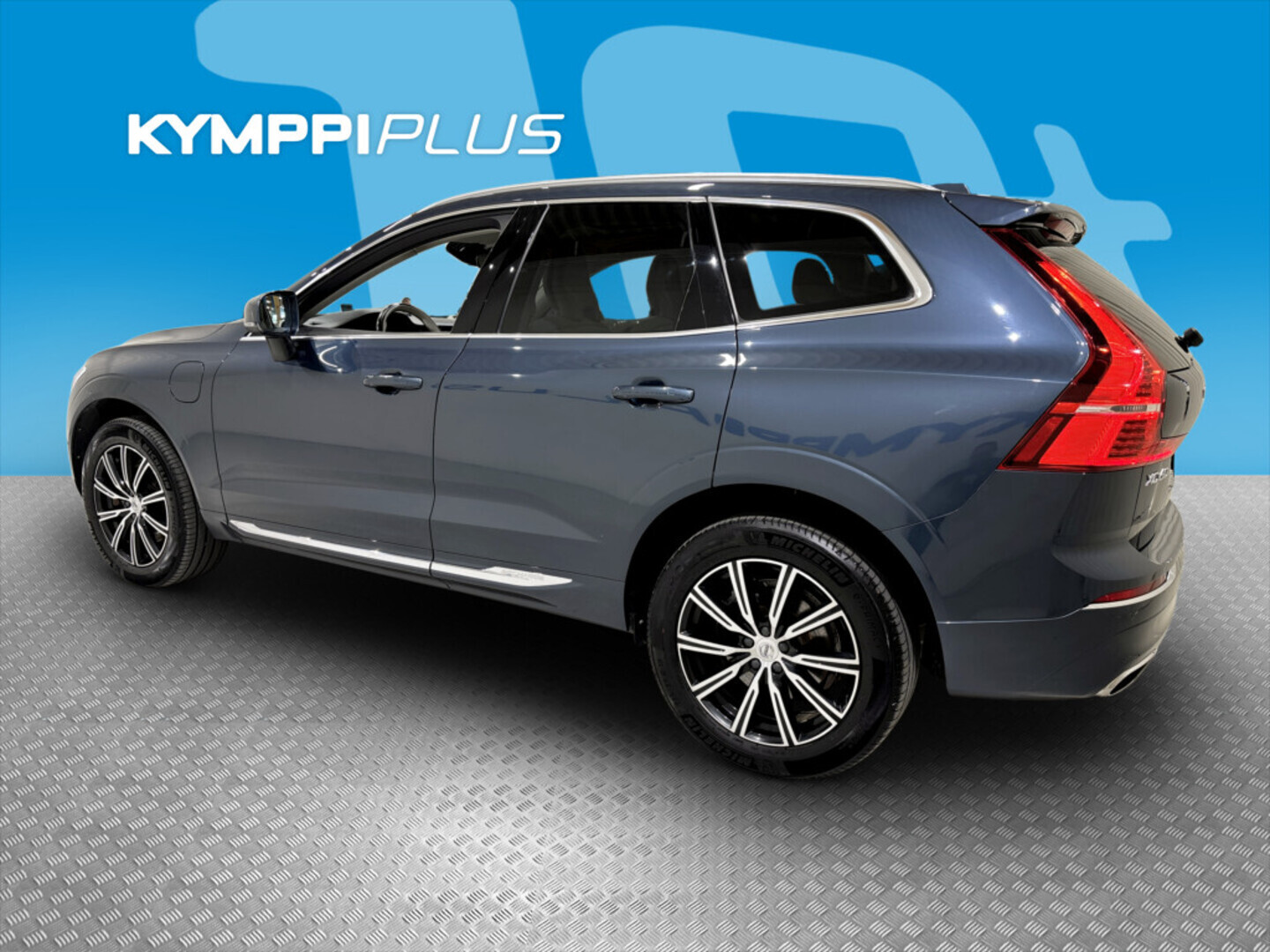 VOLVO XC60 2021