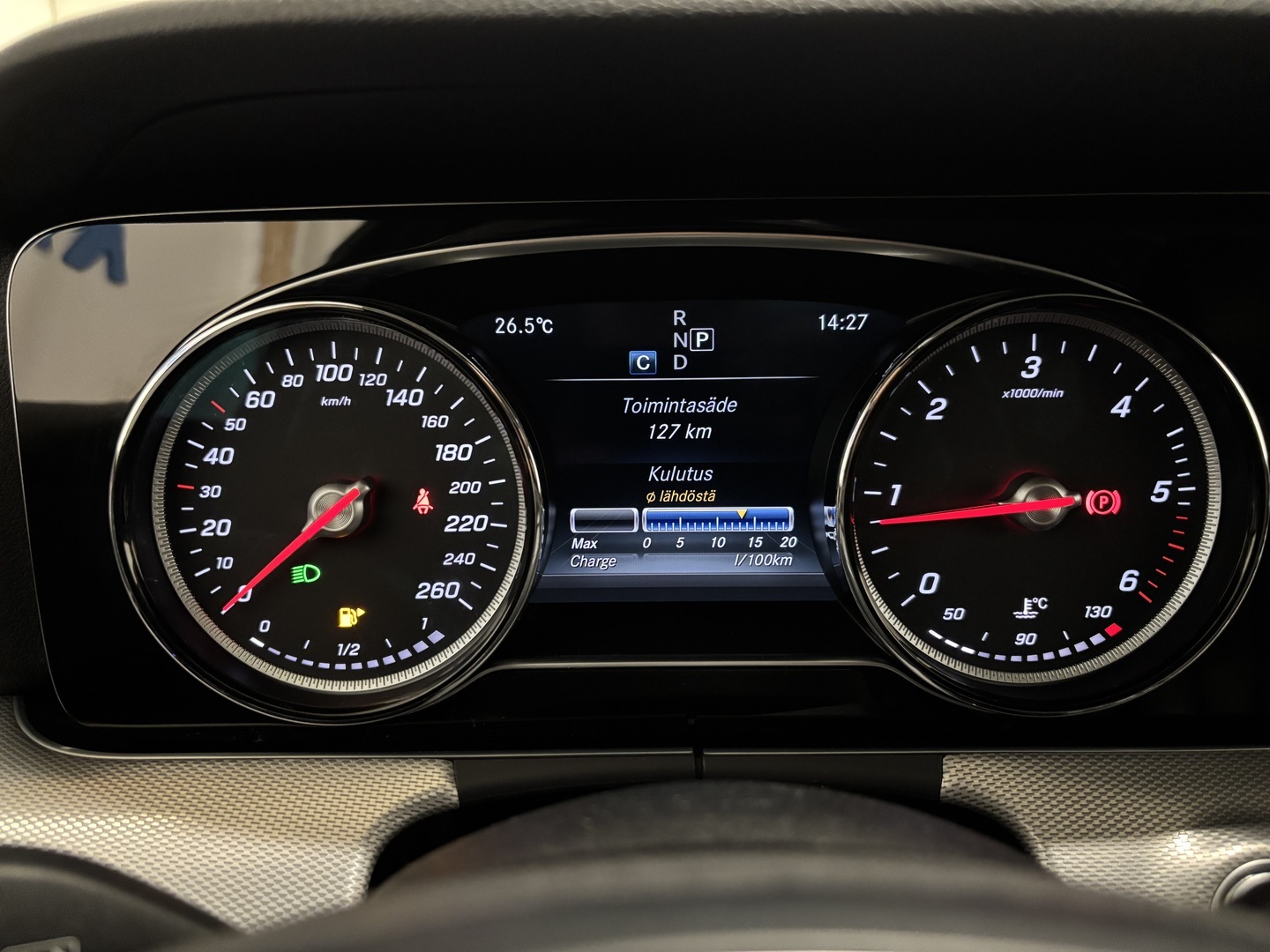 MERCEDES-BENZ E 2017