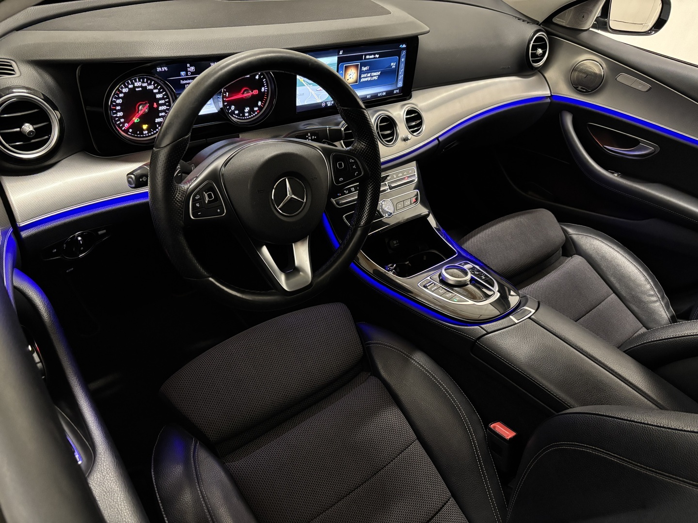MERCEDES-BENZ E 2017