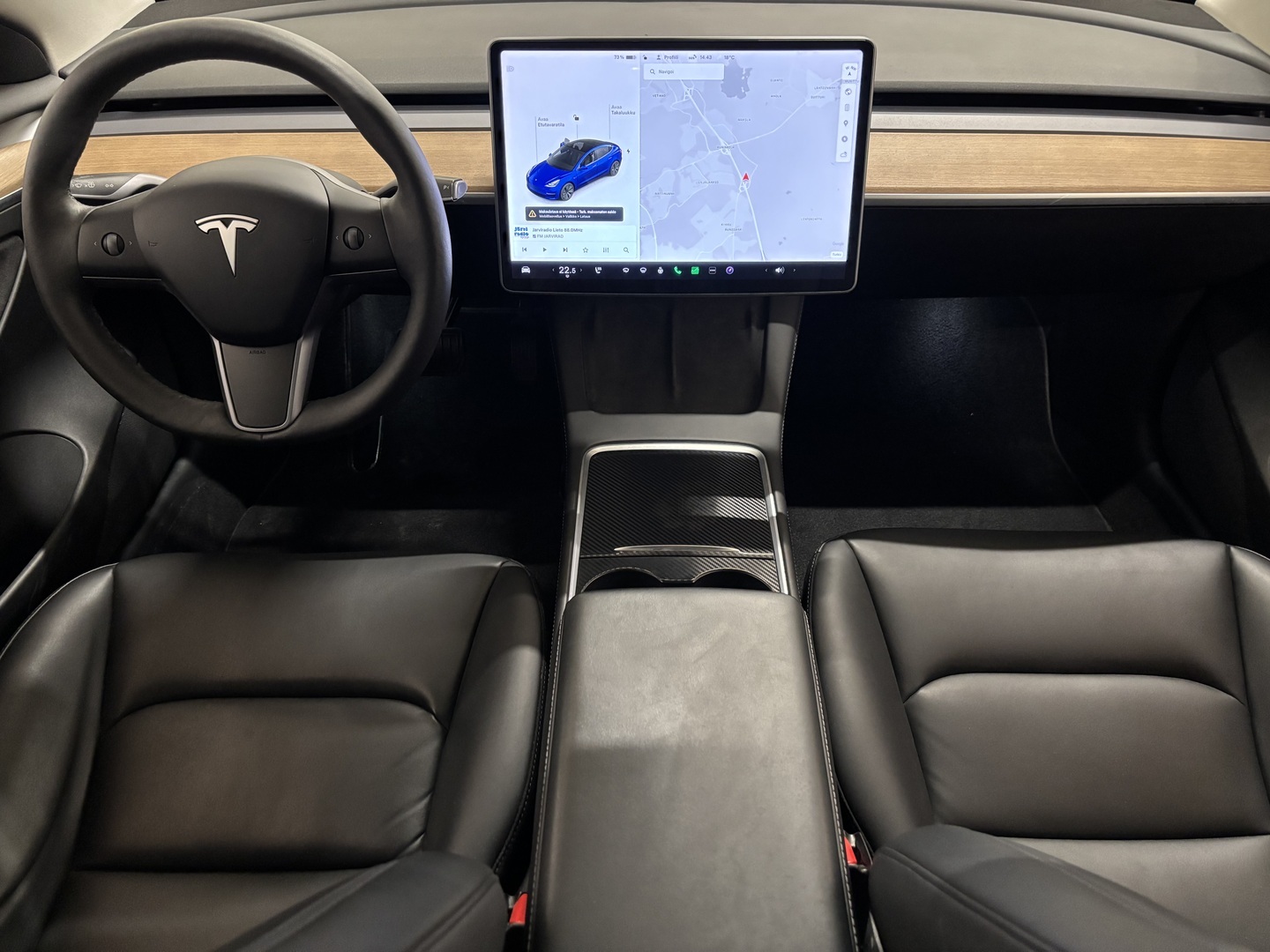 TESLA Model 3 2021