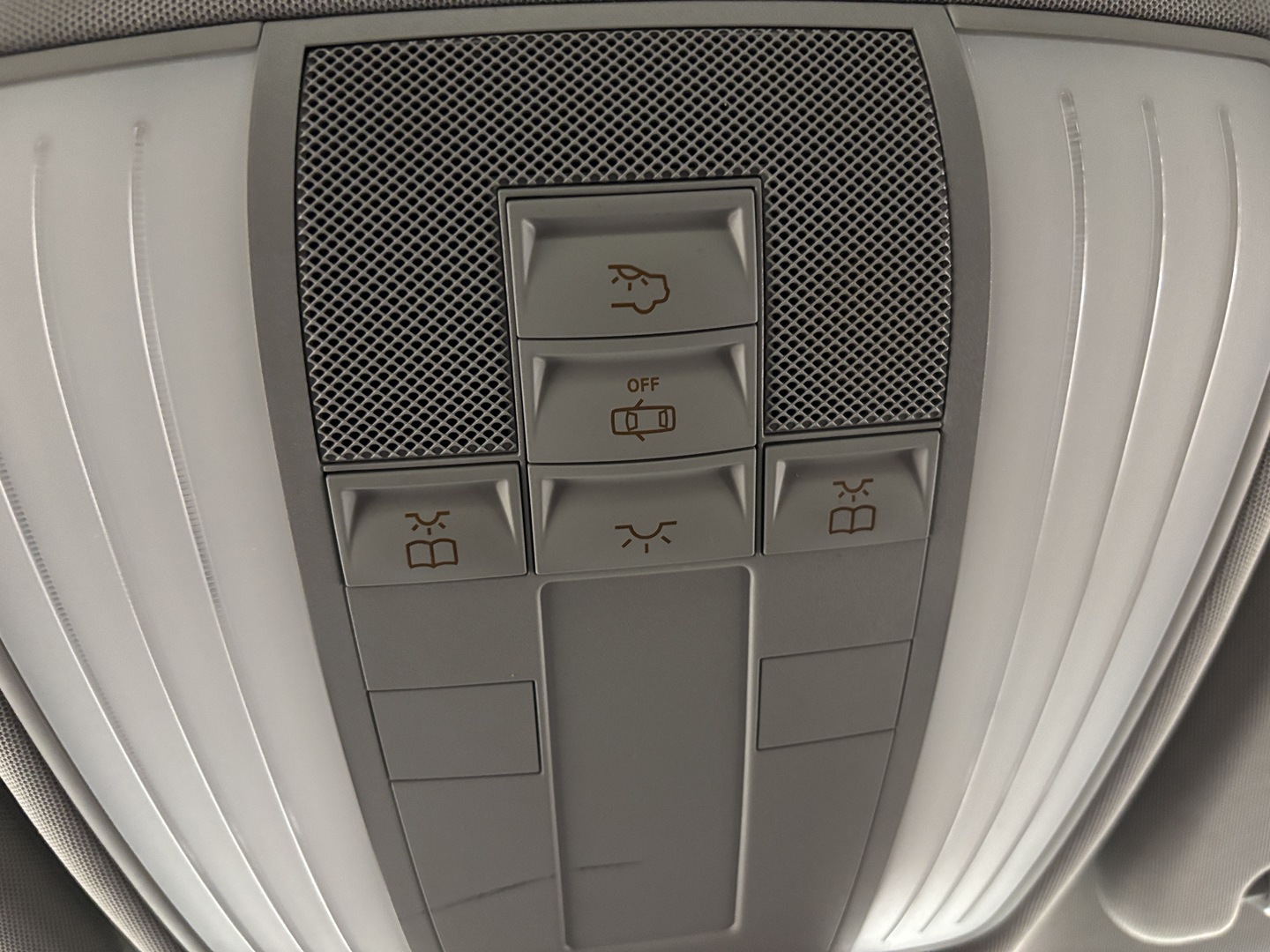 MERCEDES-BENZ E 2013