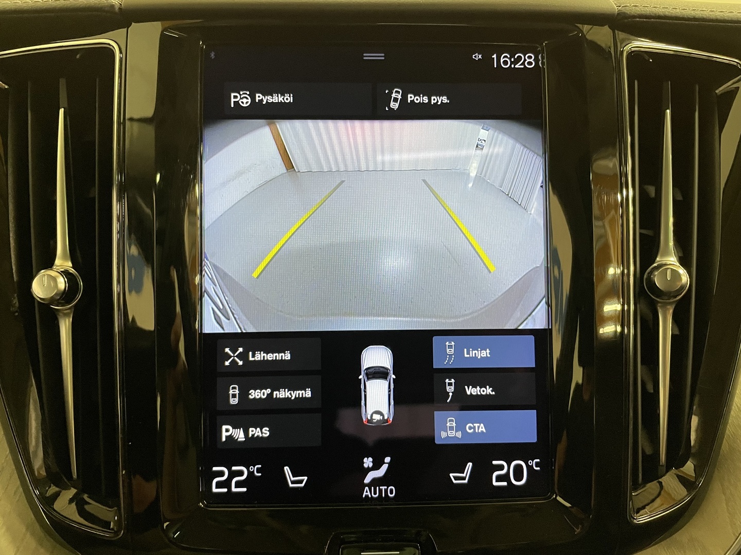 VOLVO XC60 2021