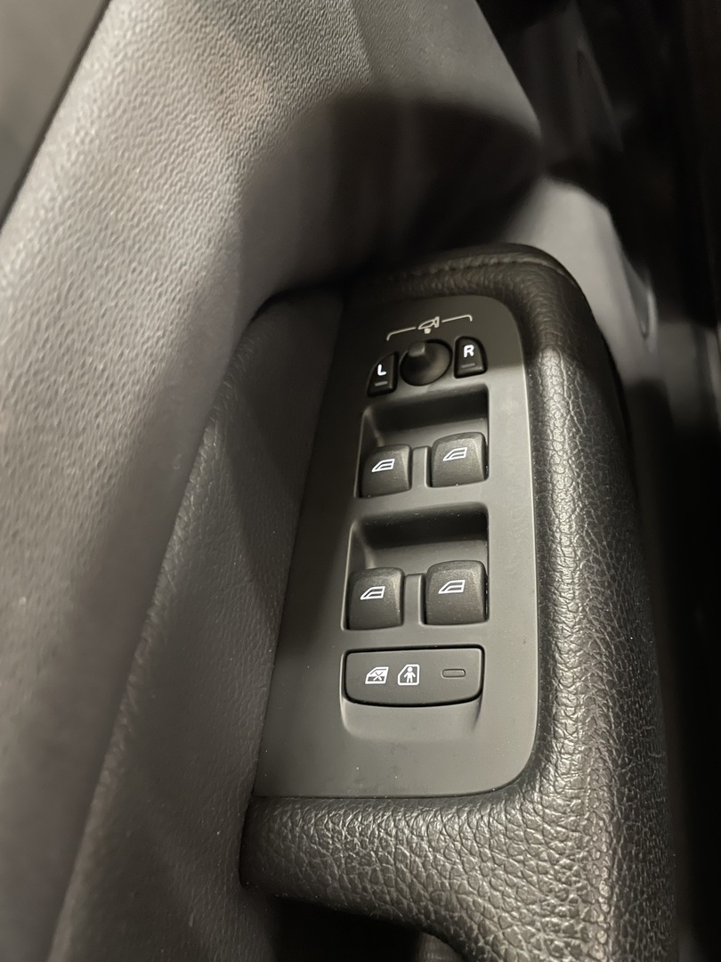 VOLVO XC60 2021