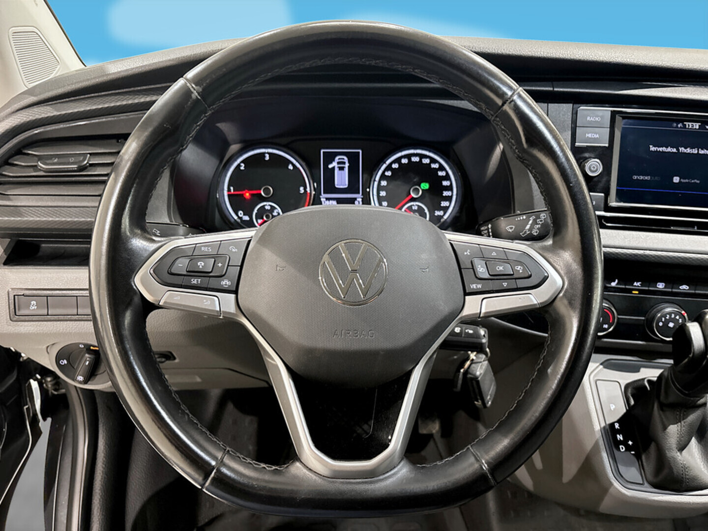 VOLKSWAGEN Transporter 2022