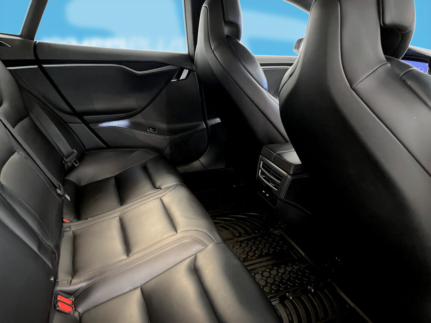 TESLA Model S 2018