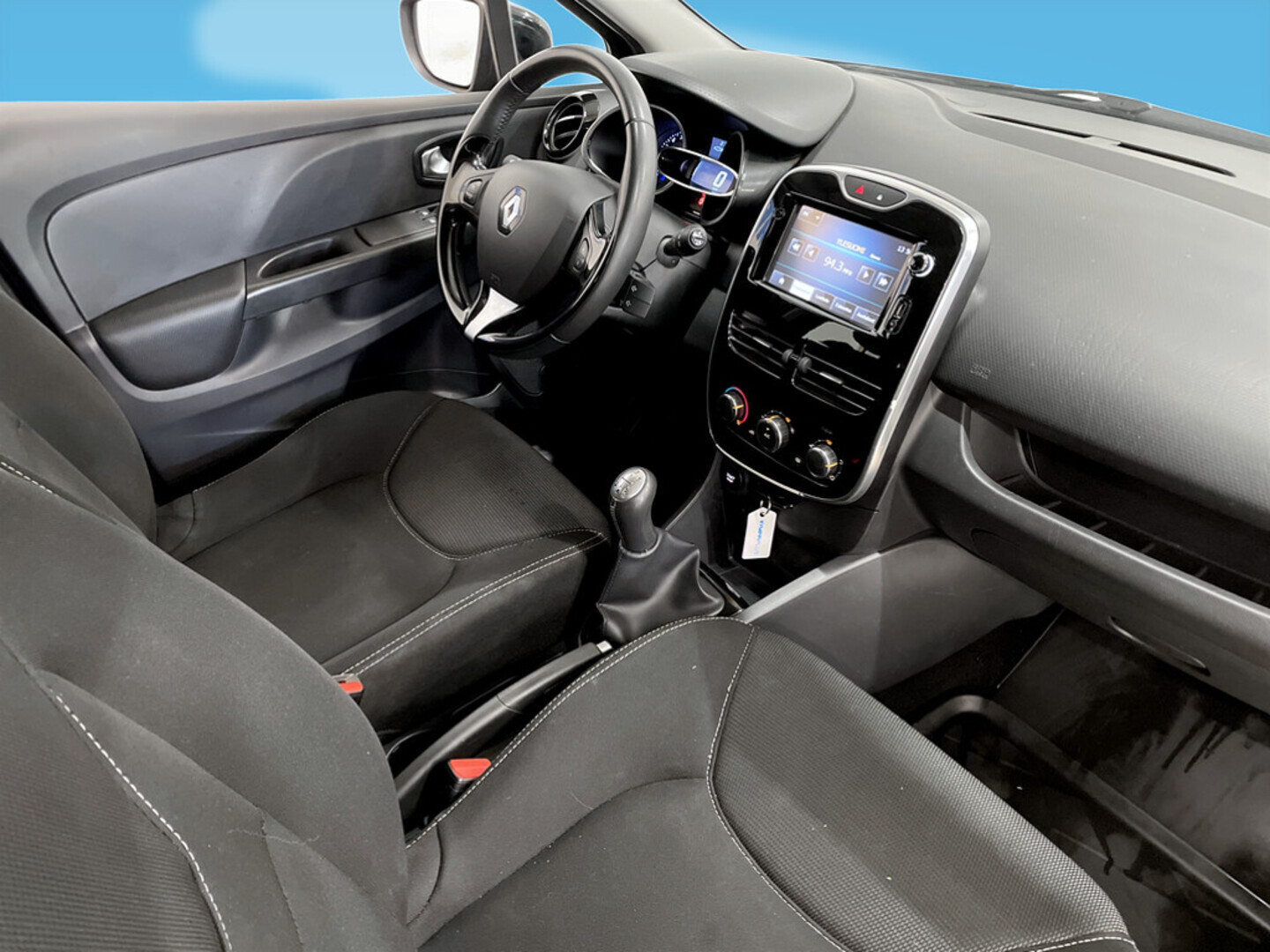 RENAULT Clio 2015