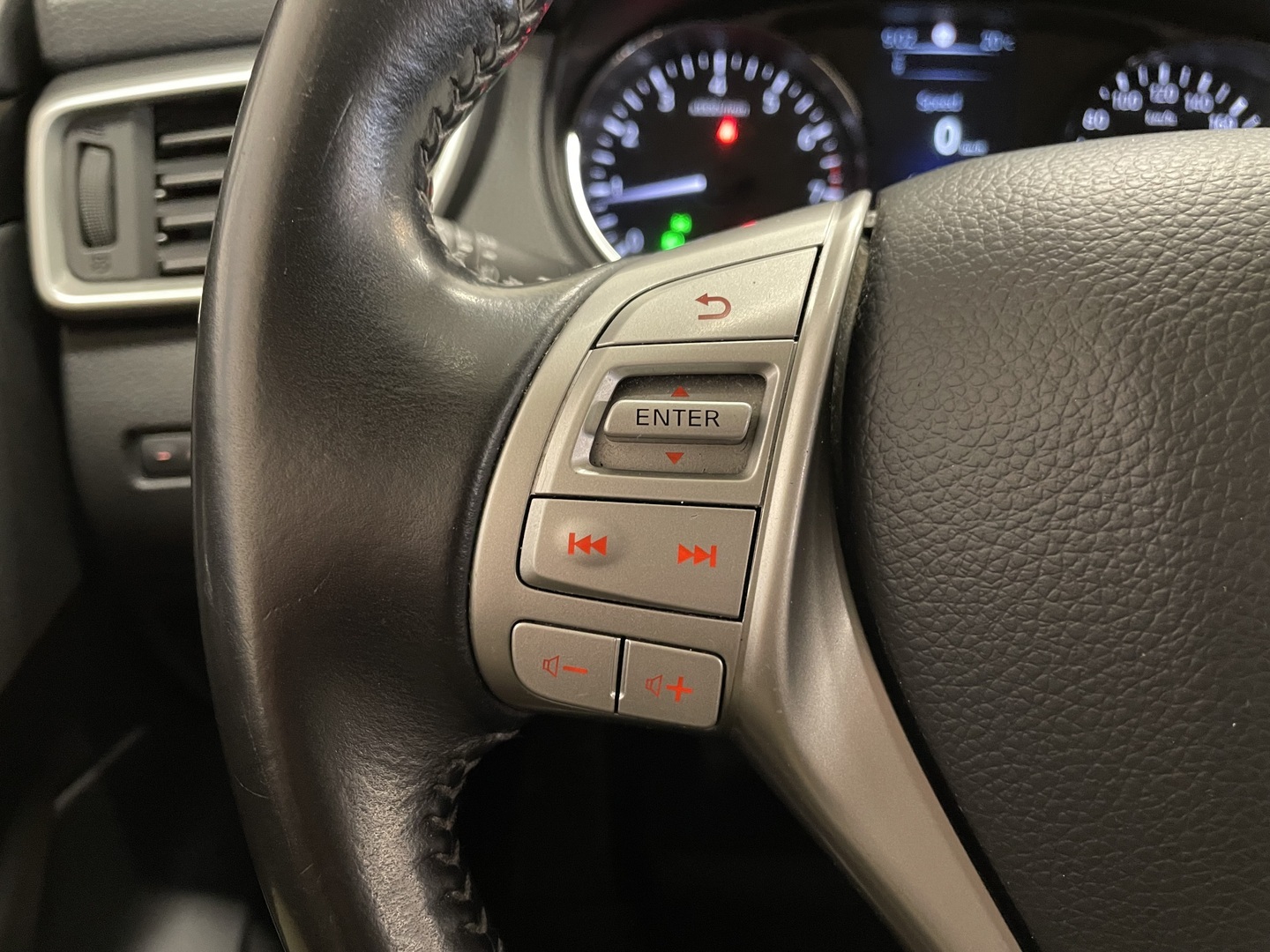 NISSAN Qashqai 2016