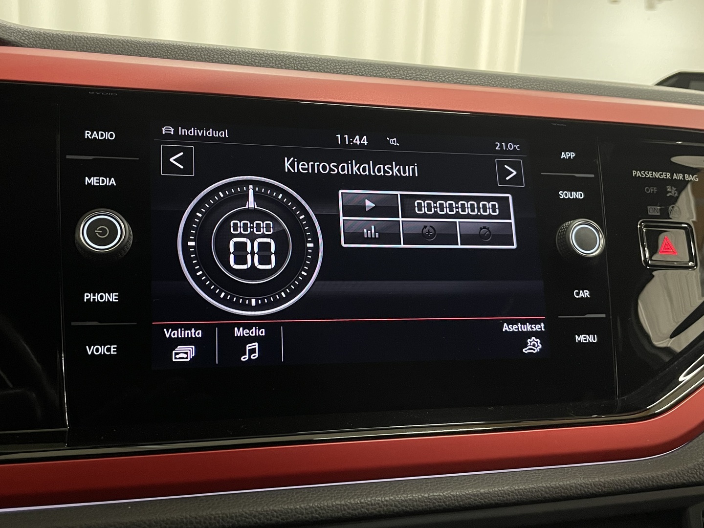 VOLKSWAGEN Polo 2018