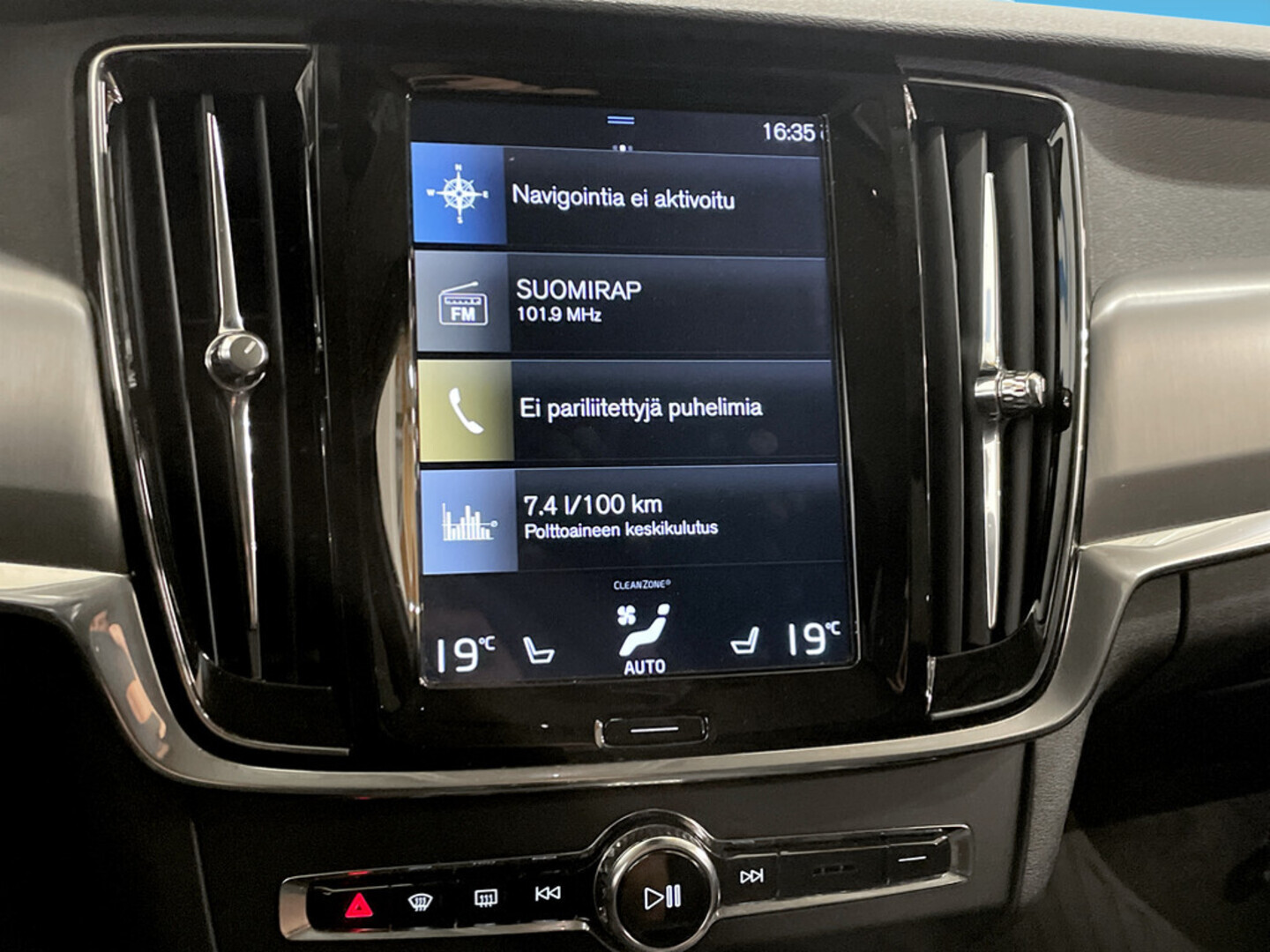 VOLVO V90 2018