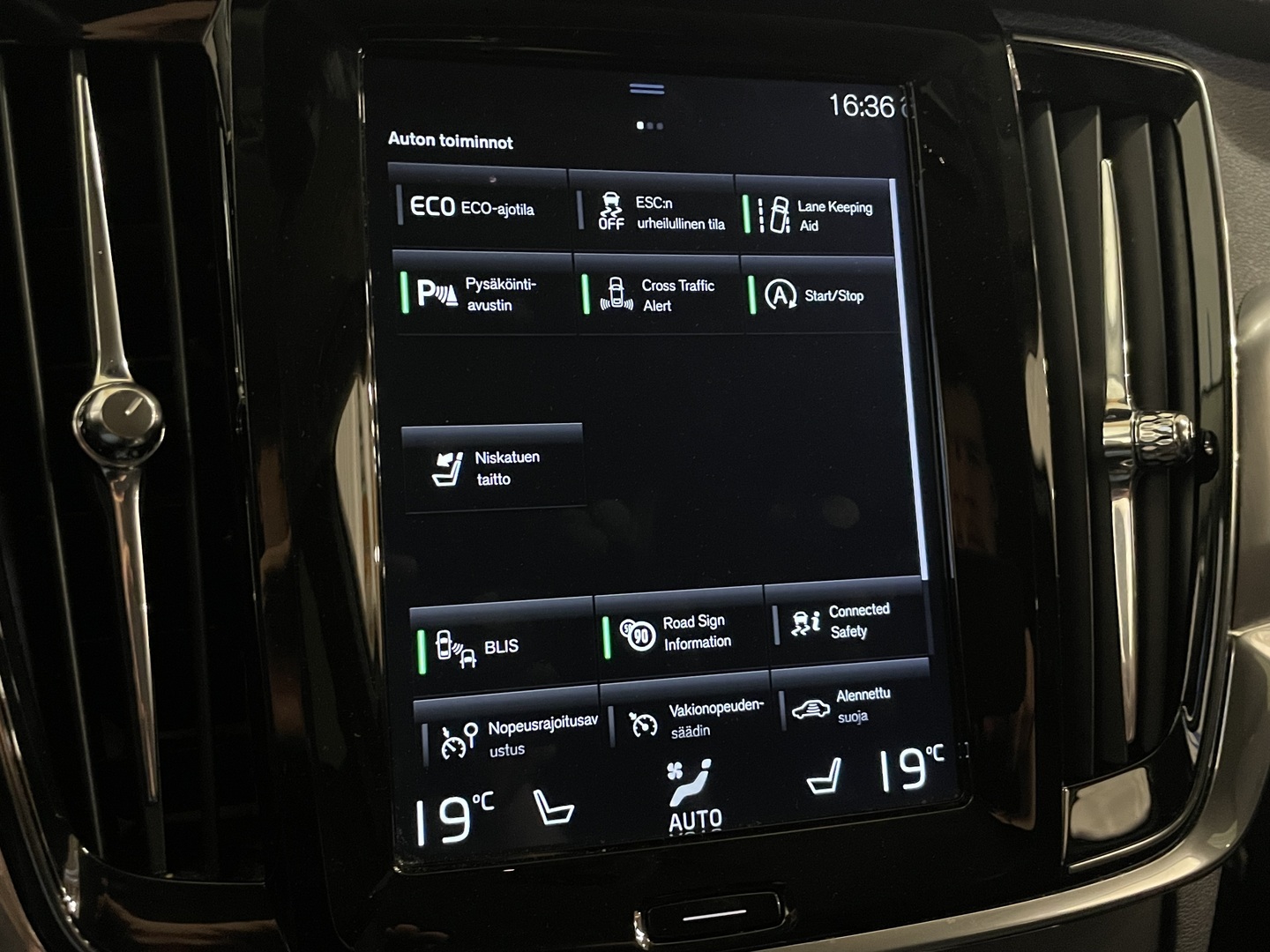 VOLVO V90 2018