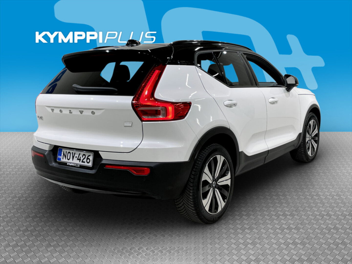 VOLVO XC40 2023