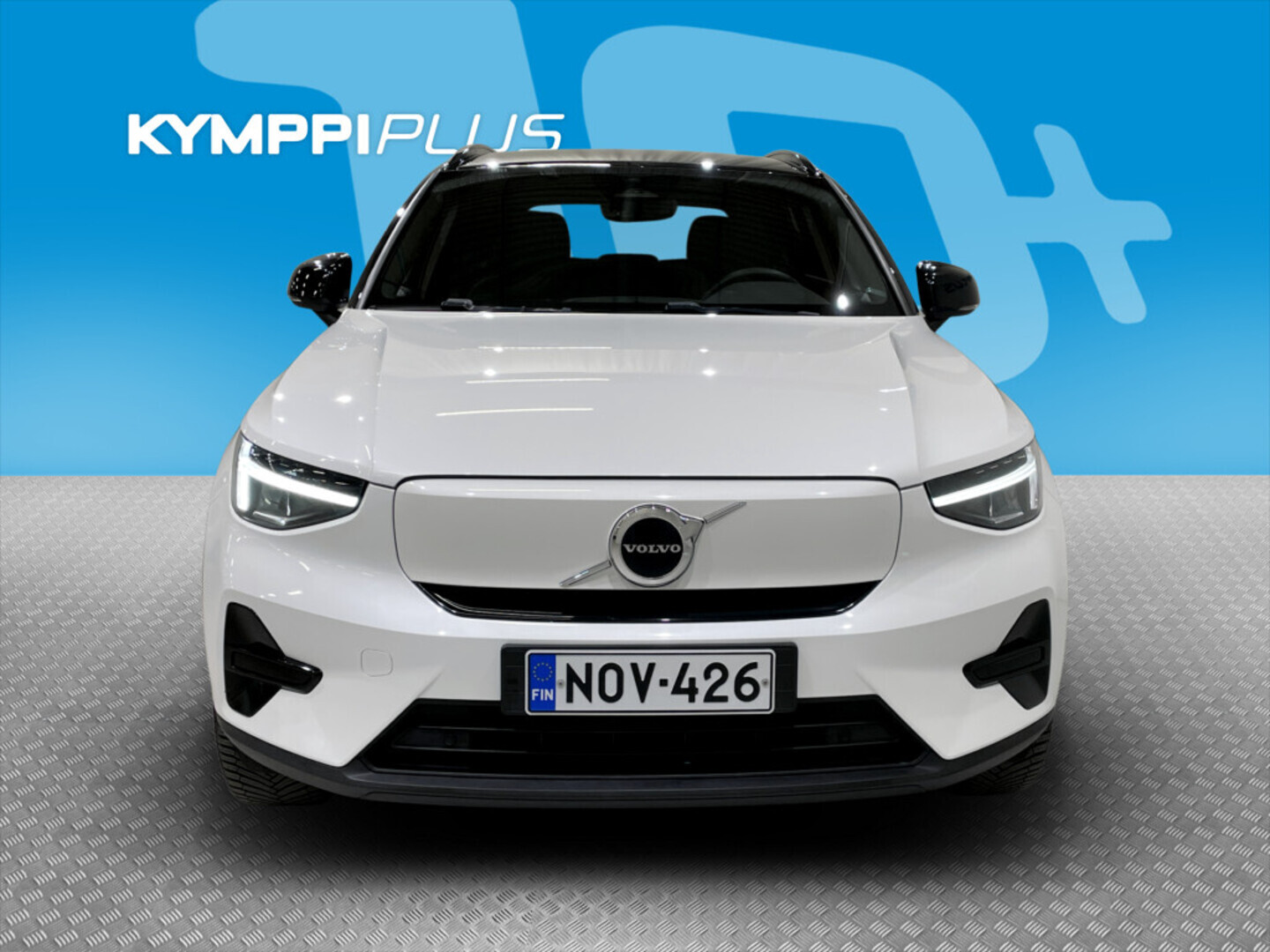 VOLVO XC40 2023