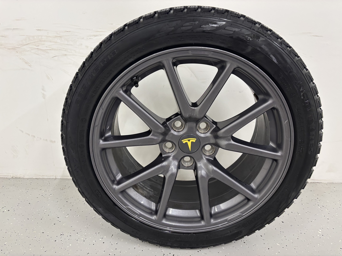 TESLA Model 3 2019