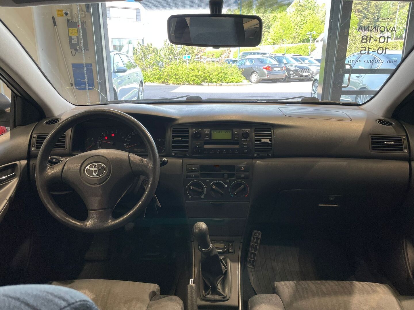 TOYOTA Corolla 2004