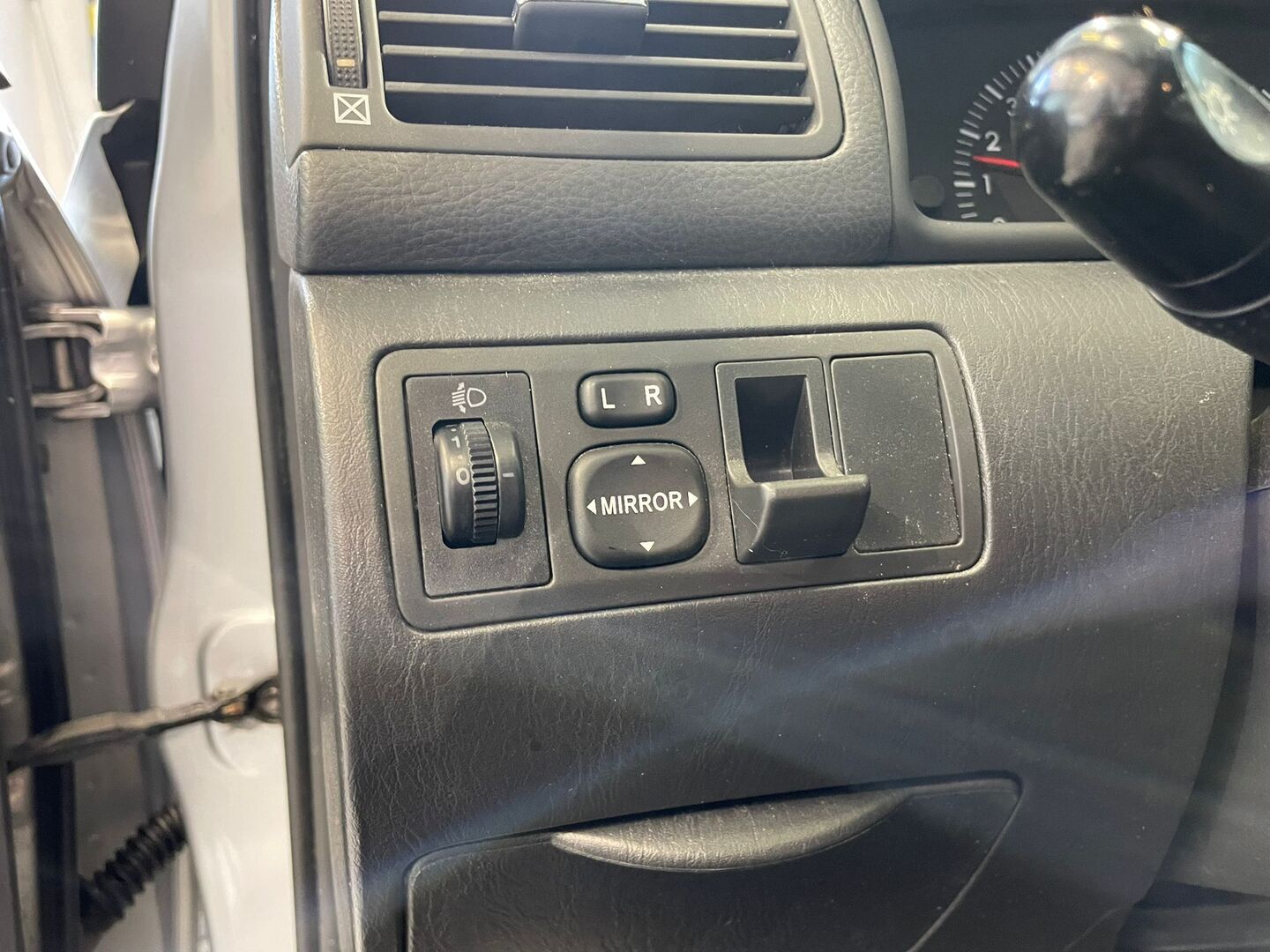 TOYOTA Corolla 2004